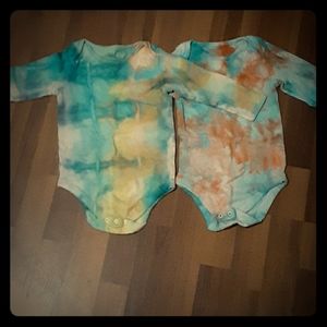 2 long sleeve onesie